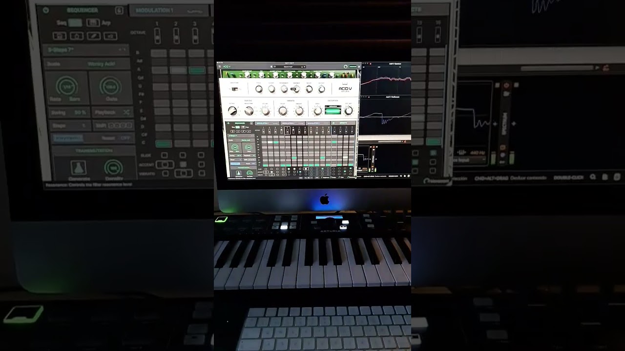 Testing devices @ArturiaOfficial #acidv