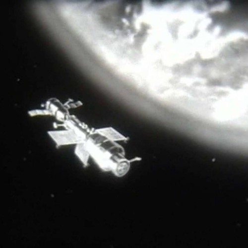EL ESPACIO ES EL LUGAR_Una mezcla de techno sci-fi